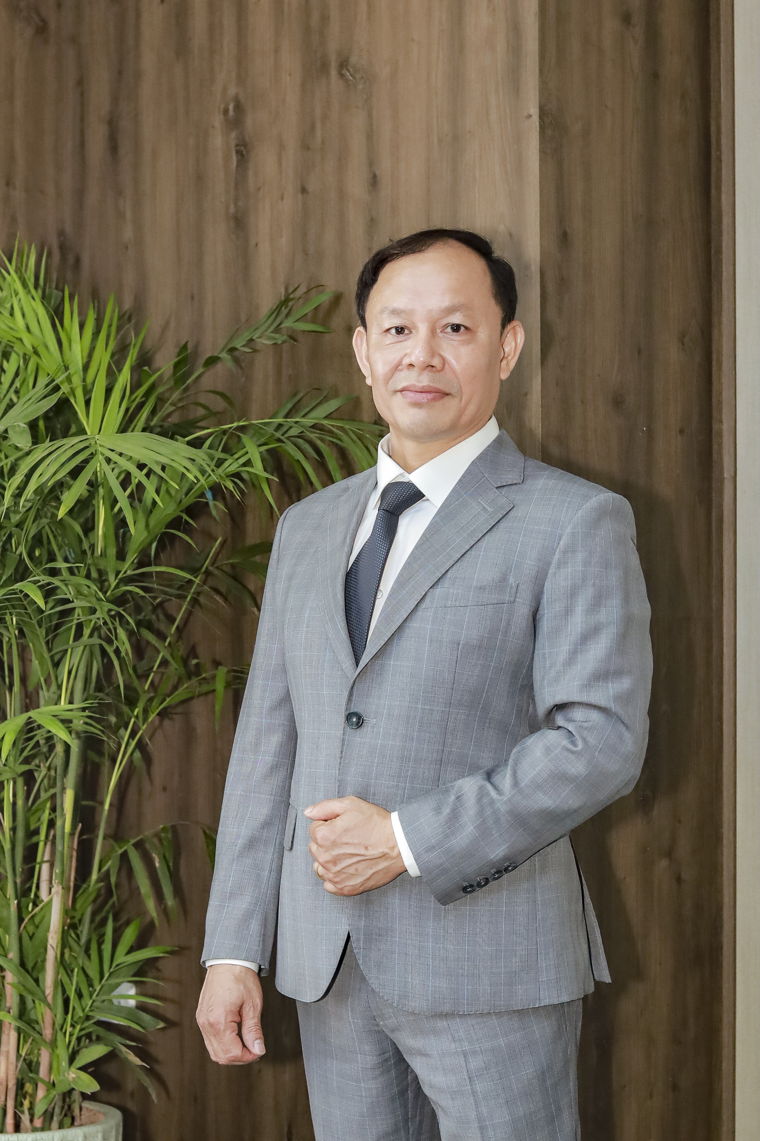 MR.TRƯƠNG VĂN BÌNH - FOUNDER CHAIRMAN